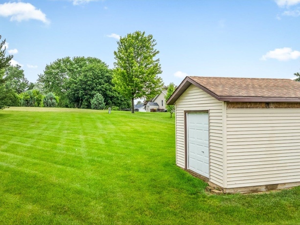 63 delbourne, LAKE SUMMERSET, Illinois 61019, 3 Bedrooms Bedrooms, ,2 BathroomsBathrooms,House,For Sale,delbourne,202603657