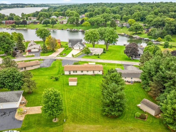 63 delbourne, LAKE SUMMERSET, Illinois 61019, 3 Bedrooms Bedrooms, ,2 BathroomsBathrooms,House,For Sale,delbourne,202603657