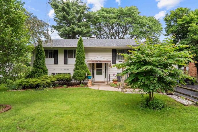 7625 Pulver, ROCKFORD, Illinois 61103, 2 Bedrooms Bedrooms, ,1 BathroomBathrooms,House,For Sale,Pulver,202603663