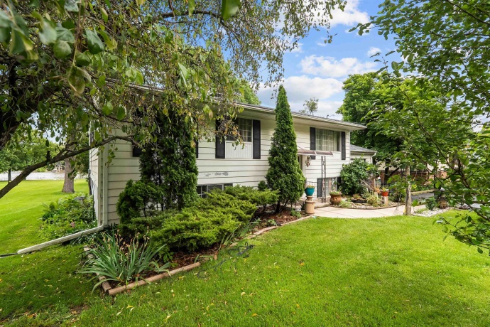 7625 Pulver, ROCKFORD, Illinois 61103, 2 Bedrooms Bedrooms, ,1 BathroomBathrooms,House,For Sale,Pulver,202603663