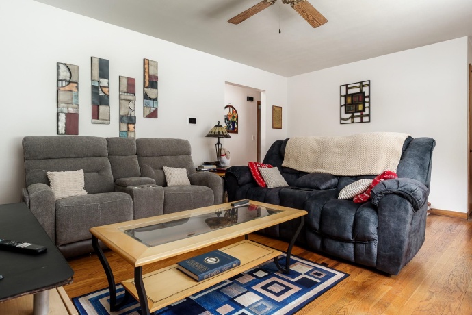 2703 19th, ROCKFORD, Illinois 61108, 2 Bedrooms Bedrooms, ,1 BathroomBathrooms,House,For Sale,19th,202603664