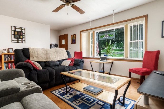 2703 19th, ROCKFORD, Illinois 61108, 2 Bedrooms Bedrooms, ,1 BathroomBathrooms,House,For Sale,19th,202603664
