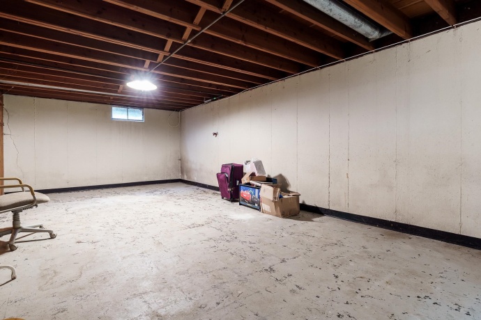 2703 19th, ROCKFORD, Illinois 61108, 2 Bedrooms Bedrooms, ,1 BathroomBathrooms,House,For Sale,19th,202603664