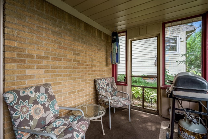 2703 19th, ROCKFORD, Illinois 61108, 2 Bedrooms Bedrooms, ,1 BathroomBathrooms,House,For Sale,19th,202603664