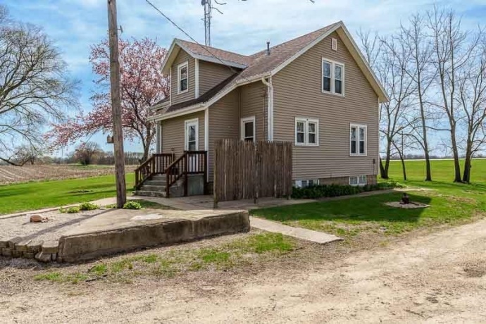 16905 State, PECATONICA, Illinois 61063, 3 Bedrooms Bedrooms, ,1 BathroomBathrooms,House,For Sale,State,202507697