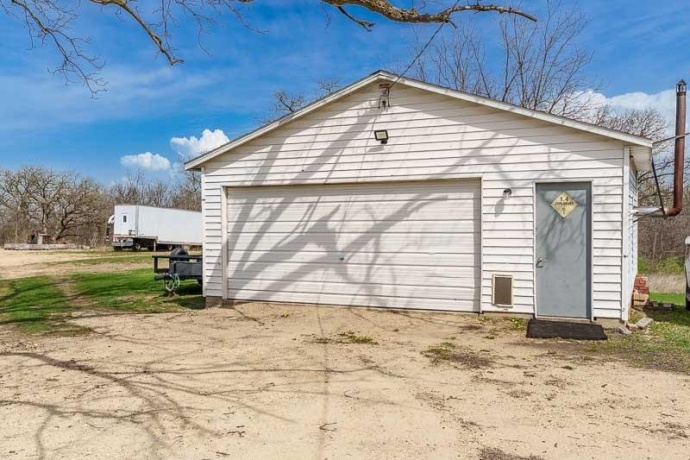 16905 State, PECATONICA, Illinois 61063, 3 Bedrooms Bedrooms, ,1 BathroomBathrooms,House,For Sale,State,202507697