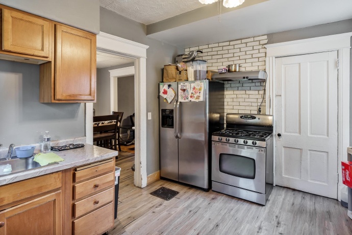 1121 Preston, ROCKFORD, Illinois 61102, 3 Bedrooms Bedrooms, ,1 BathroomBathrooms,House,For Sale,Preston,202603666
