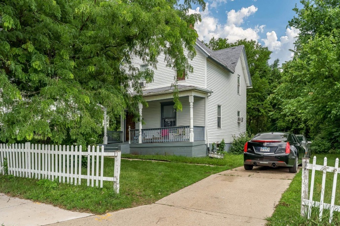 1121 Preston, ROCKFORD, Illinois 61102, 3 Bedrooms Bedrooms, ,1 BathroomBathrooms,House,For Sale,Preston,202603666