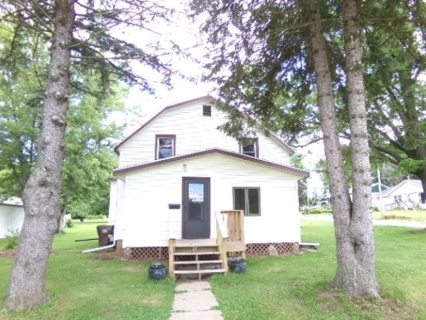 1801 Shawnee, FREEPORT, Illinois 61032, 3 Bedrooms Bedrooms, ,1 BathroomBathrooms,House,For Sale,Shawnee,202603668