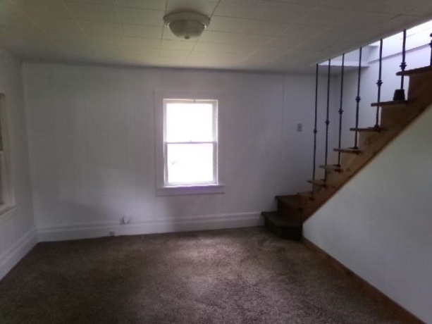 1801 Shawnee, FREEPORT, Illinois 61032, 3 Bedrooms Bedrooms, ,1 BathroomBathrooms,House,For Sale,Shawnee,202603668