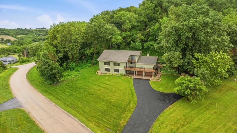 103 Cogan, GALENA, Illinois 61036, 3 Bedrooms Bedrooms, ,2 BathroomsBathrooms,House,For Sale,Cogan,202603669