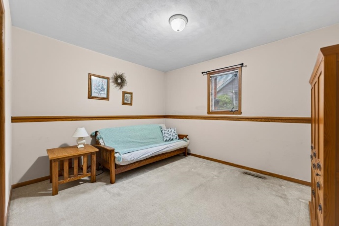 2802 ENGLISH, ROCKFORD, Illinois 61114, 4 Bedrooms Bedrooms, ,3 BathroomsBathrooms,House,For Sale,ENGLISH,202603495