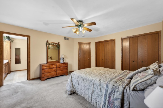 2802 ENGLISH, ROCKFORD, Illinois 61114, 4 Bedrooms Bedrooms, ,3 BathroomsBathrooms,House,For Sale,ENGLISH,202603495