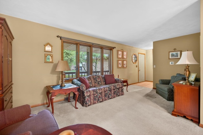2802 ENGLISH, ROCKFORD, Illinois 61114, 4 Bedrooms Bedrooms, ,3 BathroomsBathrooms,House,For Sale,ENGLISH,202603495