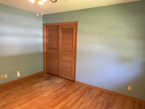 1894 Ridge, FREEPORT, Illinois 61032, 3 Bedrooms Bedrooms, ,1 BathroomBathrooms,House,For Sale,Ridge,202603670