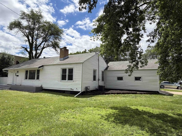 2020 Rockton, ROCKFORD, Illinois 61103, 3 Bedrooms Bedrooms, ,2 BathroomsBathrooms,House,For Sale,Rockton,202603671