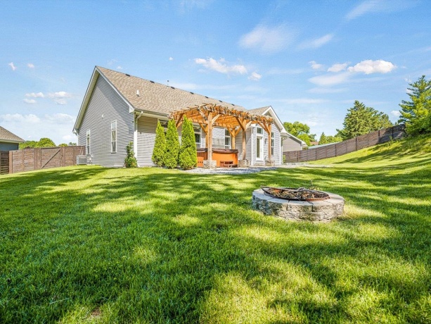 4348 Woodcliff, ROSCOE, Illinois 61073, 3 Bedrooms Bedrooms, ,2 BathroomsBathrooms,House,For Sale,Woodcliff,202603672