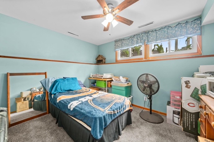 914 Crestview, BYRON, Illinois 61010, 4 Bedrooms Bedrooms, ,2 BathroomsBathrooms,House,For Sale,Crestview,202603673