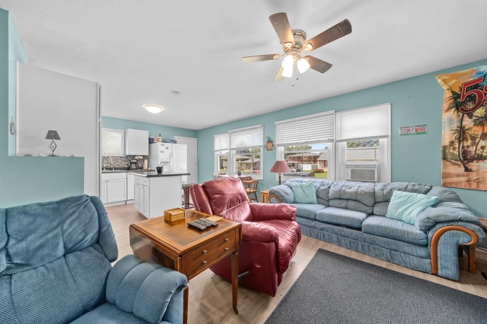 914 Crestview, BYRON, Illinois 61010, 4 Bedrooms Bedrooms, ,2 BathroomsBathrooms,House,For Sale,Crestview,202603673