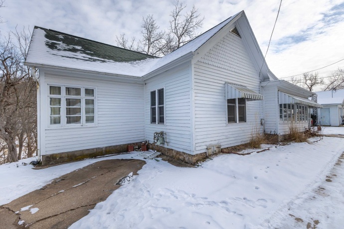469 Dewey, GALENA, Illinois 61036, 2 Bedrooms Bedrooms, ,1 BathroomBathrooms,House,For Sale,Dewey,202600439