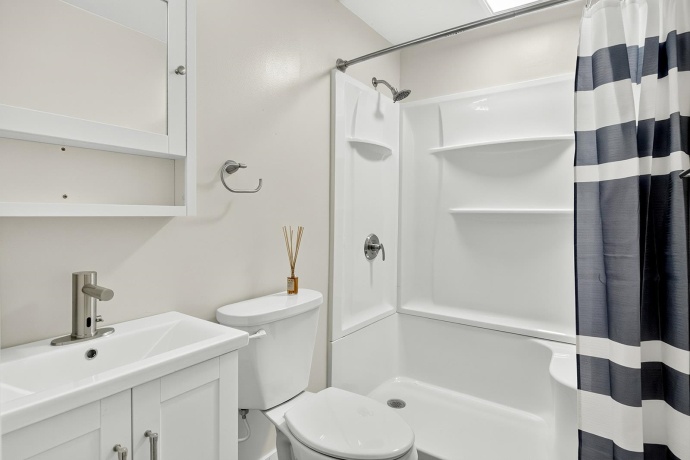2 Hannah, MOUNT MORRIS, Illinois 61054, 2 Bedrooms Bedrooms, ,1 BathroomBathrooms,House,For Sale,Hannah,202603674