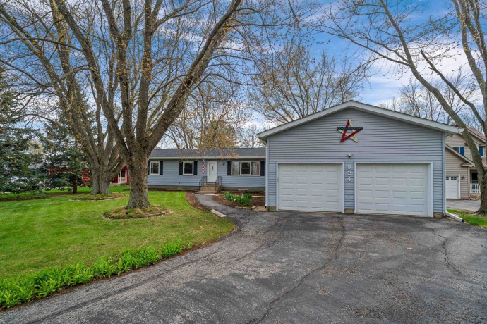 924 Suzy, SANDWICH, Illinois 60548, 4 Bedrooms Bedrooms, ,3 BathroomsBathrooms,House,For Sale,Suzy,202602001