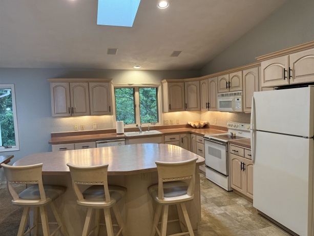 1944 Mesa, FREEPORT, Illinois 61032, 3 Bedrooms Bedrooms, ,2 BathroomsBathrooms,Condominium,For Sale,Mesa,202603682