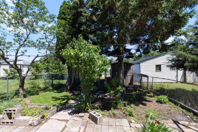 1114 Corbin, ROCKFORD, Illinois 61102, 4 Bedrooms Bedrooms, ,2 BathroomsBathrooms,House,For Sale,Corbin,202603685