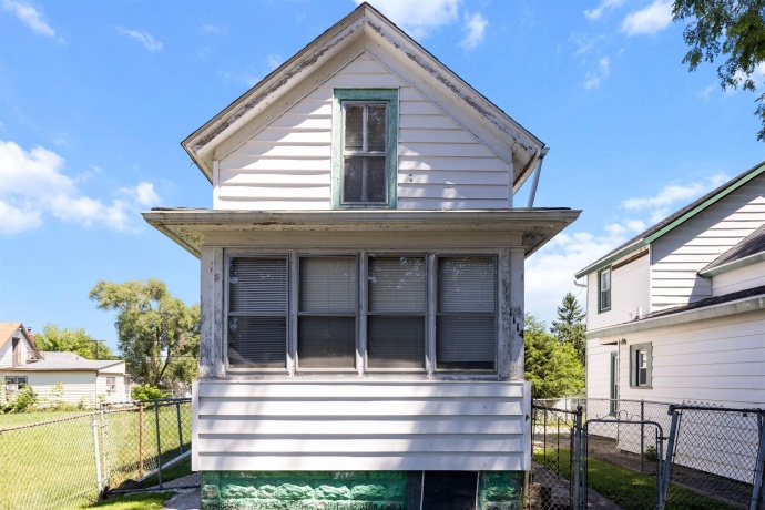 1114 Corbin, ROCKFORD, Illinois 61102, 4 Bedrooms Bedrooms, ,2 BathroomsBathrooms,House,For Sale,Corbin,202603685
