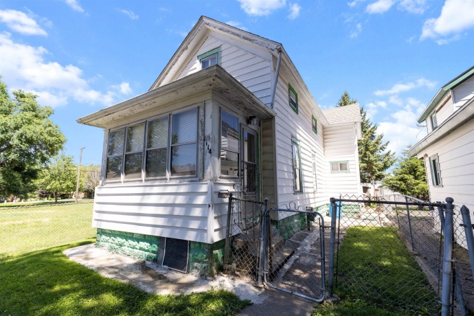 1114 Corbin, ROCKFORD, Illinois 61102, 4 Bedrooms Bedrooms, ,2 BathroomsBathrooms,House,For Sale,Corbin,202603685