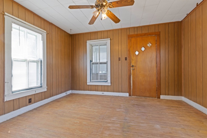 1114 Corbin, ROCKFORD, Illinois 61102, 4 Bedrooms Bedrooms, ,2 BathroomsBathrooms,House,For Sale,Corbin,202603685