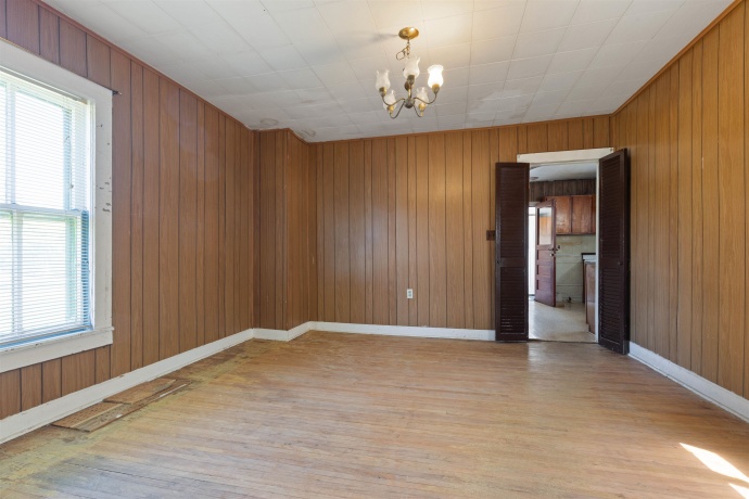 1114 Corbin, ROCKFORD, Illinois 61102, 4 Bedrooms Bedrooms, ,2 BathroomsBathrooms,House,For Sale,Corbin,202603685