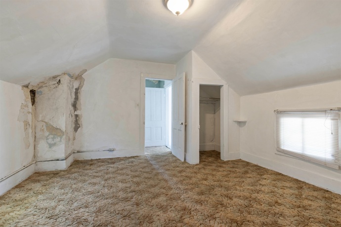 1114 Corbin, ROCKFORD, Illinois 61102, 4 Bedrooms Bedrooms, ,2 BathroomsBathrooms,House,For Sale,Corbin,202603685