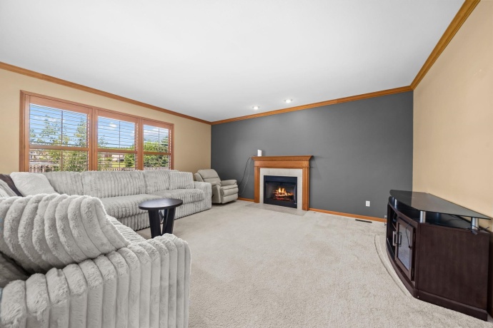 730 Trent, LOVES PARK, Illinois 61111, 4 Bedrooms Bedrooms, ,3 BathroomsBathrooms,House,For Sale,Trent,202603688