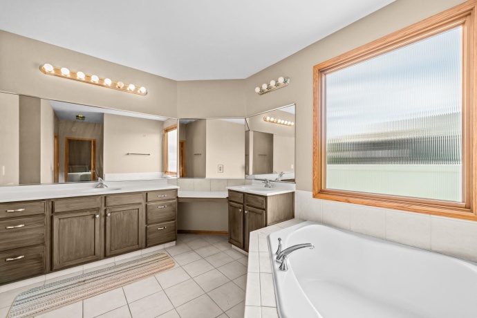 730 Trent, LOVES PARK, Illinois 61111, 4 Bedrooms Bedrooms, ,3 BathroomsBathrooms,House,For Sale,Trent,202603688
