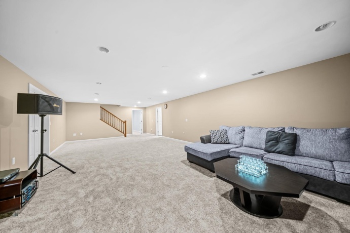 730 Trent, LOVES PARK, Illinois 61111, 4 Bedrooms Bedrooms, ,3 BathroomsBathrooms,House,For Sale,Trent,202603688