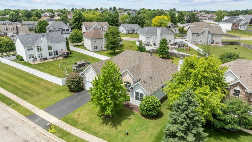 730 Trent, LOVES PARK, Illinois 61111, 4 Bedrooms Bedrooms, ,3 BathroomsBathrooms,House,For Sale,Trent,202603688