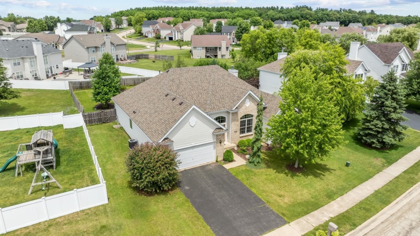 730 Trent, LOVES PARK, Illinois 61111, 4 Bedrooms Bedrooms, ,3 BathroomsBathrooms,House,For Sale,Trent,202603688