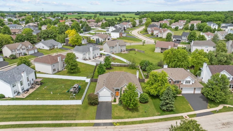 730 Trent, LOVES PARK, Illinois 61111, 4 Bedrooms Bedrooms, ,3 BathroomsBathrooms,House,For Sale,Trent,202603688