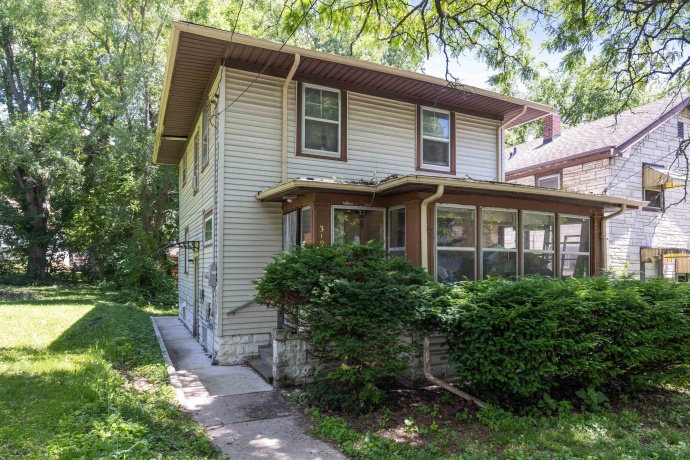 319 Independence, ROCKFORD, Illinois 61101, 3 Bedrooms Bedrooms, ,2 BathroomsBathrooms,House,For Sale,Independence,202603413