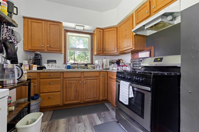 319 Independence, ROCKFORD, Illinois 61101, 3 Bedrooms Bedrooms, ,2 BathroomsBathrooms,House,For Sale,Independence,202603413