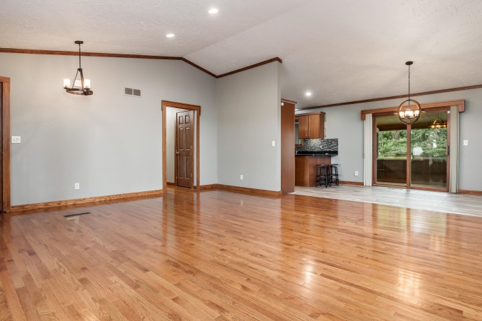 5491 Tate, ROCKFORD, Illinois 61101, 3 Bedrooms Bedrooms, ,2 BathroomsBathrooms,House,For Sale,Tate,202603689