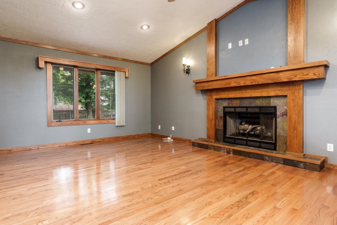 5491 Tate, ROCKFORD, Illinois 61101, 3 Bedrooms Bedrooms, ,2 BathroomsBathrooms,House,For Sale,Tate,202603689