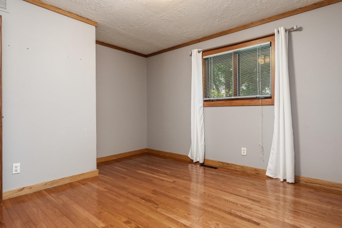 5491 Tate, ROCKFORD, Illinois 61101, 3 Bedrooms Bedrooms, ,2 BathroomsBathrooms,House,For Sale,Tate,202603689