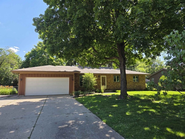 4463 ADELE, ROSCOE, Illinois 61073, 3 Bedrooms Bedrooms, ,2 BathroomsBathrooms,House,For Sale,ADELE,202603691