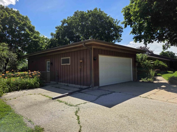 4463 ADELE, ROSCOE, Illinois 61073, 3 Bedrooms Bedrooms, ,2 BathroomsBathrooms,House,For Sale,ADELE,202603691