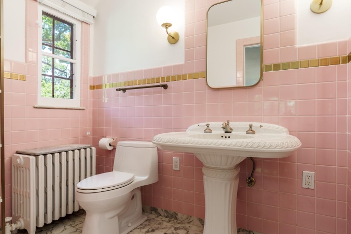 1347 BROWN HILLS, ROCKFORD, Illinois 61107, 5 Bedrooms Bedrooms, ,3 BathroomsBathrooms,House,For Sale,BROWN HILLS,202603694
