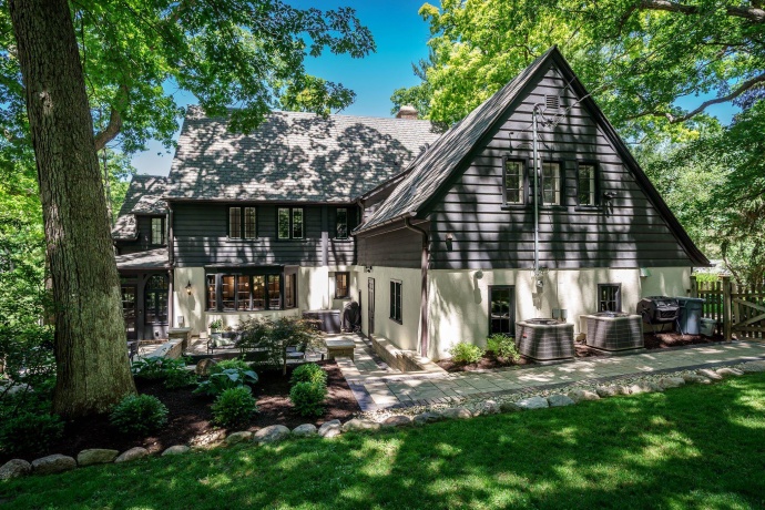 1347 BROWN HILLS, ROCKFORD, Illinois 61107, 5 Bedrooms Bedrooms, ,3 BathroomsBathrooms,House,For Sale,BROWN HILLS,202603694