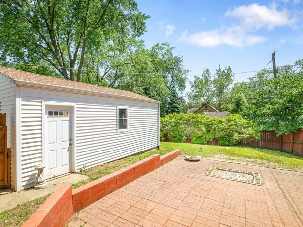 3447 Broadway, ROCKFORD, Illinois 61108, 3 Bedrooms Bedrooms, ,1 BathroomBathrooms,House,For Sale,Broadway,202603515