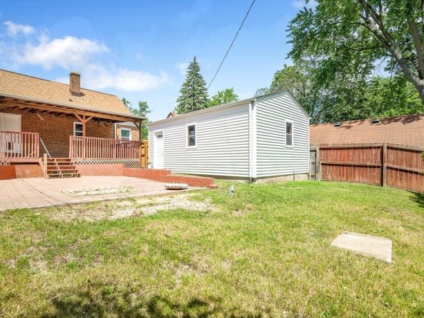 3447 Broadway, ROCKFORD, Illinois 61108, 3 Bedrooms Bedrooms, ,1 BathroomBathrooms,House,For Sale,Broadway,202603515